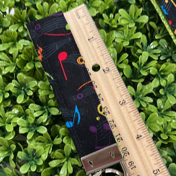 Wristlets keychain set of 3. - Picture 4 of 4